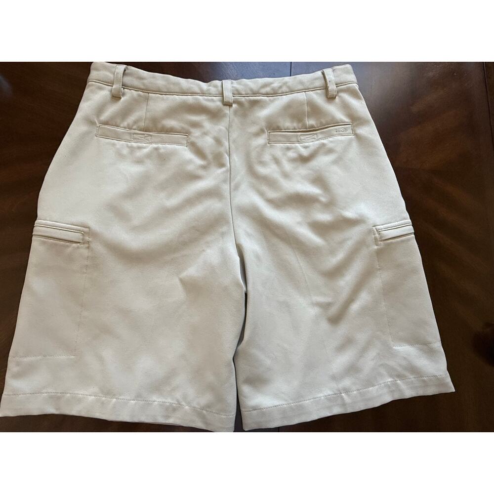 IZOD Mens PerformX Golf Shorts 34 Beige Khaki Performance Cargo Athletic - Picture 2 of 11